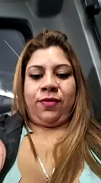 Snapshot of Laura-Hernandez chatting on January 2025 01:19:01 AM Laura-Hernandez online show from January 2025 01:19:01 AM