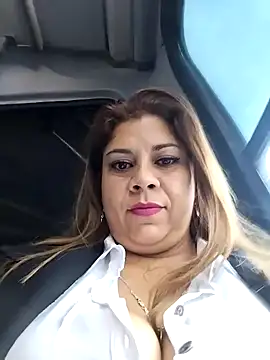 Snapshot of Laura-Hernandez chatting on February 2025 10:53:02 PM Laura-Hernandez online show from February 2025 10:53:02 PM