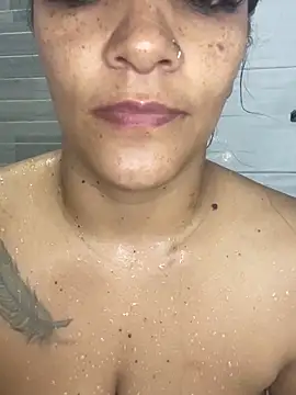 Stefyrossy online show from November 2025 01:17:02 AM