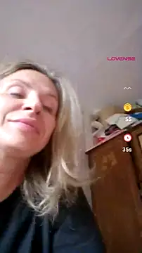 Snapshot of YourJuliena chatting on July 2026 05:00:01 PM YourJuliena online show from July 2026 05:00:01 PM
