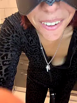 Snapshot of Porcella96 chatting on October 2025 07:00:02 AM Porcella96 online show from October 2025 07:00:02 AM