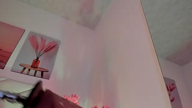 aurora sweet2 online show from November 2025 12:42:01 AM