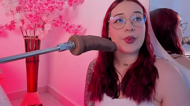 aurora sweet2 online show from November 2025 12:13:01 AM