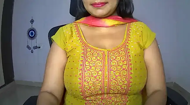 Swetaa  online show from February 2025 10:37:02 AM