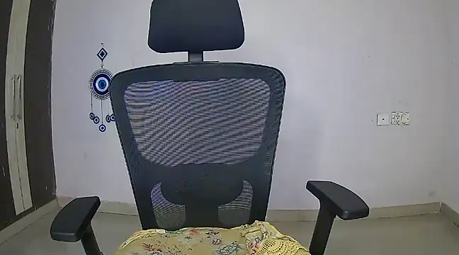 Swetaa  online show from February 2025 11:30:01 AM