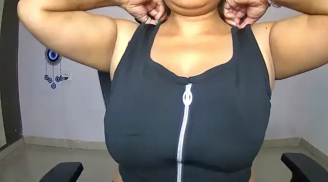 Swetaa  online show from March 2025 02:12:02 PM