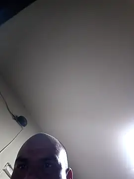 Snapshot of Camilo-31RI chatting on February 2026 01:42:02 AM Camilo-31RI online show from February 2026 01:42:02 AM