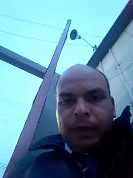 Snapshot of Camilo-31RI chatting on June 2026 11:20:01 PM Camilo-31RI online show from June 2026 11:20:01 PM