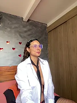 MafeeRoss online show from February 2026 05:42:02 PM