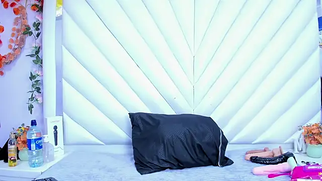 SalmaSantos online show from March 2026 02:46:01 AM