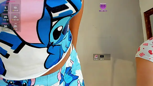 Maia W10 online show from October 2025 12:23:02 PM