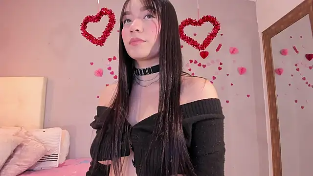 Maia W10 online show from March 2026 02:18:01 AM