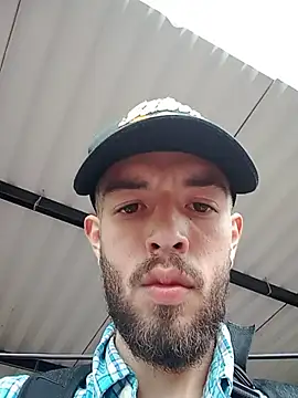 Aaronkiller online show from May 2026 09:56:02 PM
