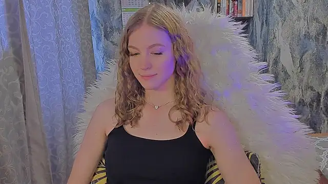 Snapshot of JuxxxsyBunx chatting on October 2025 05:18:01 AM JuxxxsyBunx online show from October 2025 05:18:01 AM