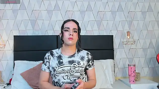 JustinePerry online show from November 2025 03:09:02 AM