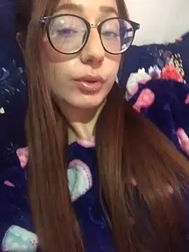 Trixiroy online show from February 2025 05:42:02 AM