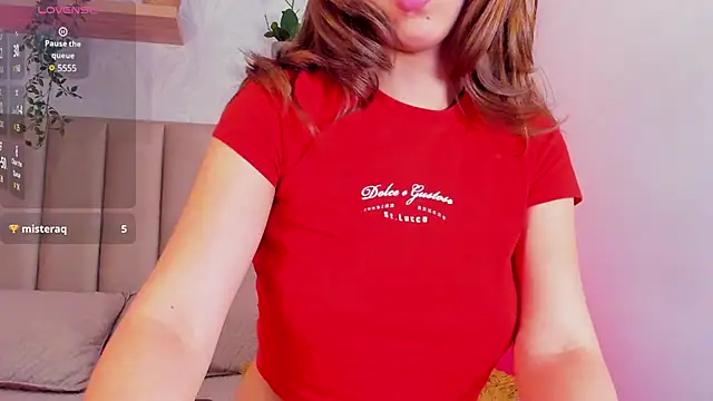 Snapshot of franchescamm chatting on March 2025 01:21:02 AM franchescamm online show from March 2025 01:21:02 AM