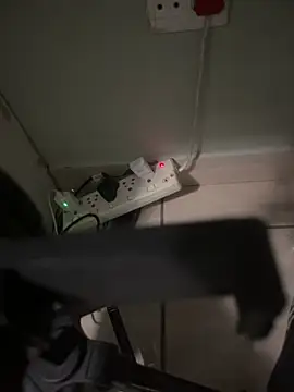 Snapshot of Carelessdick005 chatting on April 2026 01:11:02 AM Carelessdick005 online show from April 2026 01:11:02 AM