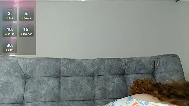 Snapshot of Mia_fooxx_ chatting on February 2025 12:28:01 PM Mia fooxx online show from February 2025 12:28:01 PM