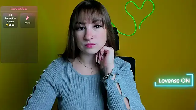 Snapshot of Evelina_GG chatting on October 2025 11:28:01 AM Evelina GG online show from October 2025 11:28:01 AM