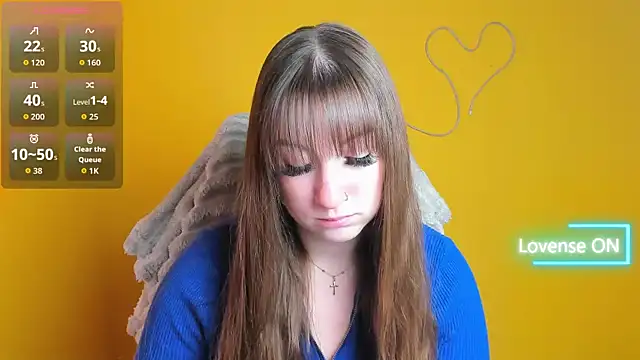 Snapshot of Evelina_GG chatting on November 2025 06:34:01 AM Evelina GG online show from November 2025 06:34:01 AM