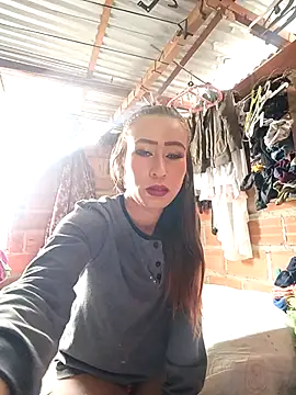 Snapshot of samy-blonde chatting on December 2025 01:38:01 PM samy-blonde online show from December 2025 01:38:01 PM