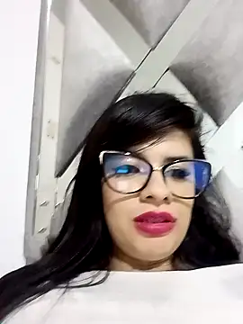 evelingjoyy online show from December 2025 04:41:02 AM