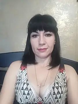 FireLily332 online show from December 2024 05:34:01 PM
