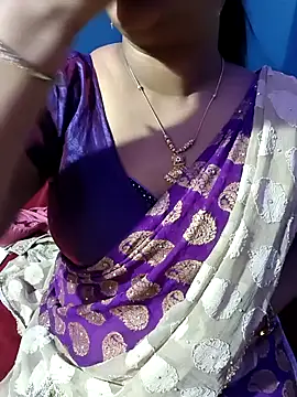 Snapshot of Vaishali90 chatting on December 2024 09:00:02 PM Vaishali90 online show from December 2024 09:00:02 PM