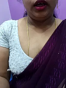 Snapshot of Vaishali90 chatting on January 2025 04:30:01 PM Vaishali90 online show from January 2025 04:30:01 PM