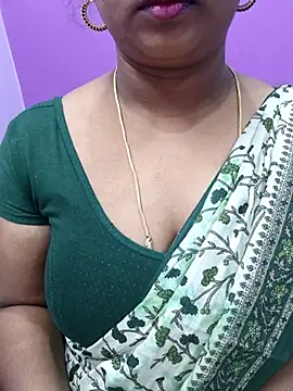 Snapshot of Vaishali90 chatting on February 2025 05:17:02 PM Vaishali90 online show from February 2025 05:17:02 PM