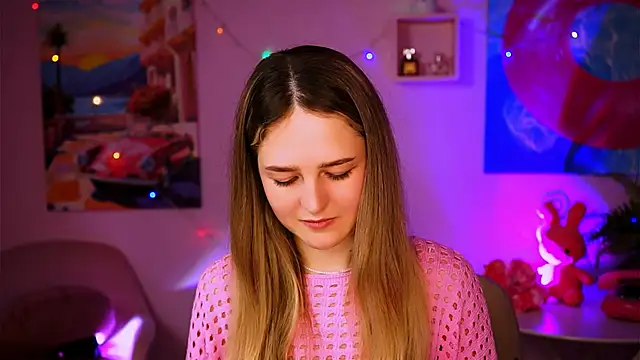 Snapshot of DeboraLarson chatting on January 2025 04:13:01 AM DeboraLarson online show from January 2025 04:13:01 AM