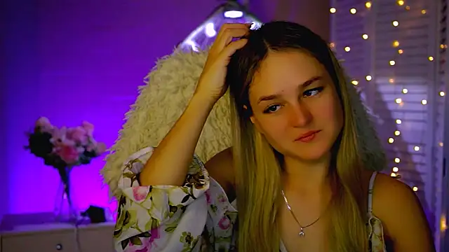 DeboraLarson online show from December 2025 03:56:01 AM