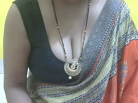 HOT-SEEMAA online show from June 2026 02:49:02 AM