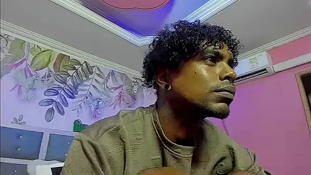 Snapshot of bigblackhotx1 chatting on January 2026 01:16:02 PM bigblackhotx1 online show from January 2026 01:16:02 PM