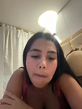 Snapshot of darsha_90 chatting on December 2024 03:17:02 AM darsha 90 online show from December 2024 03:17:02 AM