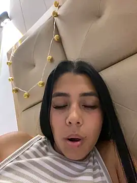 Snapshot of darsha_90 chatting on December 2024 04:21:01 AM darsha 90 online show from December 2024 04:21:01 AM