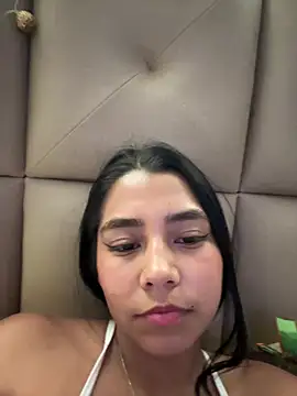 Snapshot of darsha_90 chatting on January 2025 03:22:01 AM darsha 90 online show from January 2025 03:22:01 AM