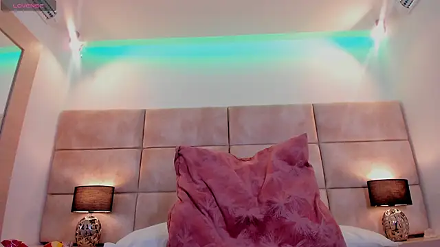 Eevee Taylor online show from January 2025 11:37:02 AM