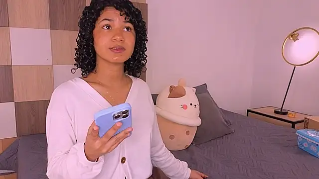 Snapshot of Adele_Carter_ chatting on December 2025 12:14:02 PM Adele Carter online show from December 2025 12:14:02 PM