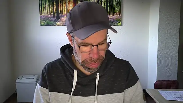 Snapshot of Harry_Boldt chatting on November 2025 06:57:02 AM Harry Boldt online show from November 2025 06:57:02 AM