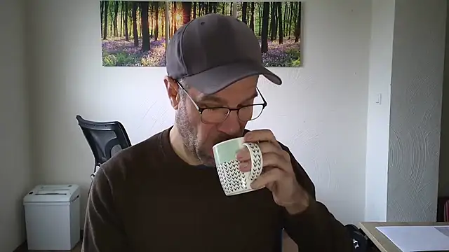 Snapshot of Harry_Boldt chatting on November 2025 07:52:02 AM Harry Boldt online show from November 2025 07:52:02 AM