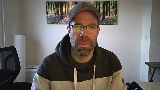 Snapshot of Harry_Boldt chatting on November 2025 07:41:01 AM Harry Boldt online show from November 2025 07:41:01 AM