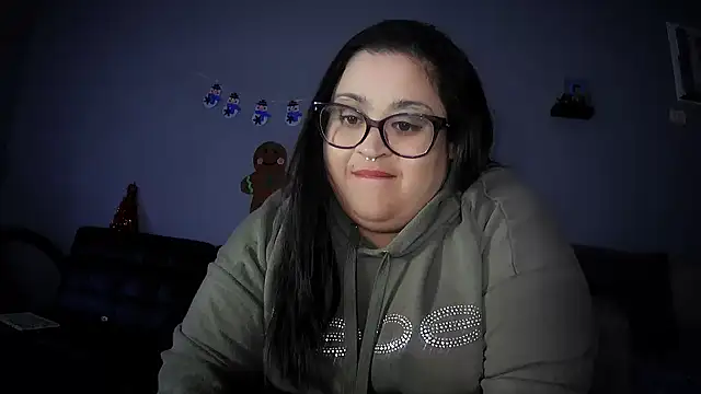 Snapshot of tillymarie34 chatting on December 2024 07:48:02 PM tillymarie34 online show from December 2024 07:48:02 PM