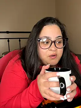 Snapshot of tillymarie34 chatting on October 2025 05:14:02 PM tillymarie34 online show from October 2025 05:14:02 PM