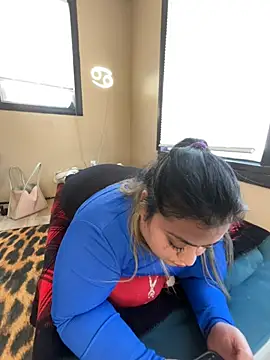 tillymarie34 online show from February 2026 06:48:01 PM