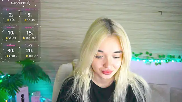 Ashley S online show from November 2025 11:04:02 PM