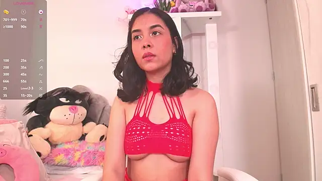 Snapshot of pretty-millie chatting on June 2026 03:58:01 PM pretty-millie online show from June 2026 03:58:01 PM