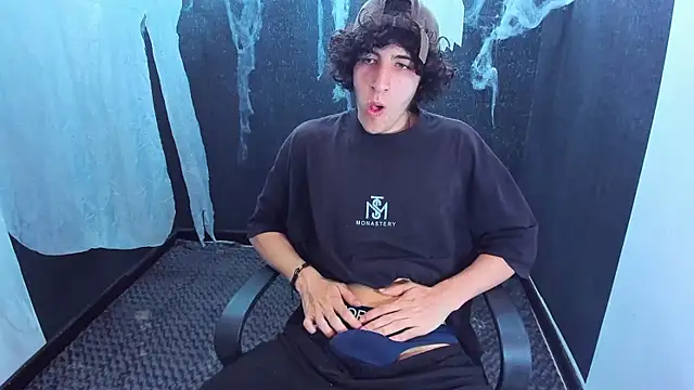 Kerverr  online show from October 2025 02:52:01 PM