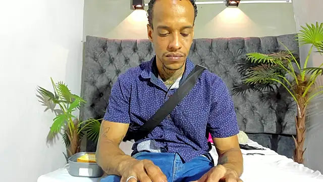 Snapshot of Salomon_koude chatting on July 2026 12:46:02 AM Salomon koude online show from July 2026 12:46:02 AM